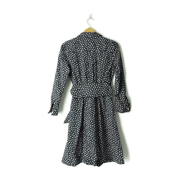 J Crew tie-waist shirtdress long sleeves - Picture 3 of 10